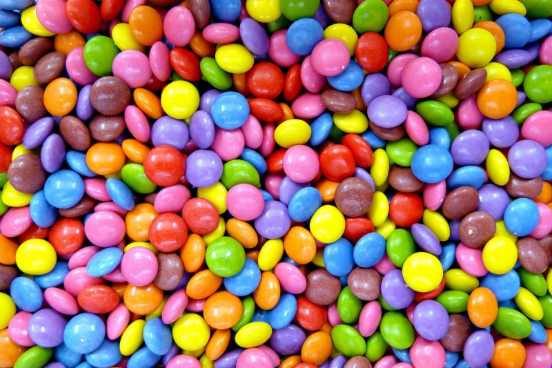 confiserie-MONTMEYAN-min_smarties_confectionery_lenses-1150911